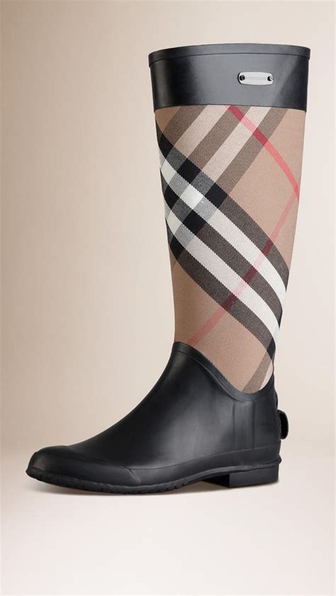 bottes burberry caoutchouc|Burberry Limited.